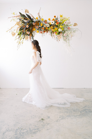 autumn wedding floral-bridal shoot