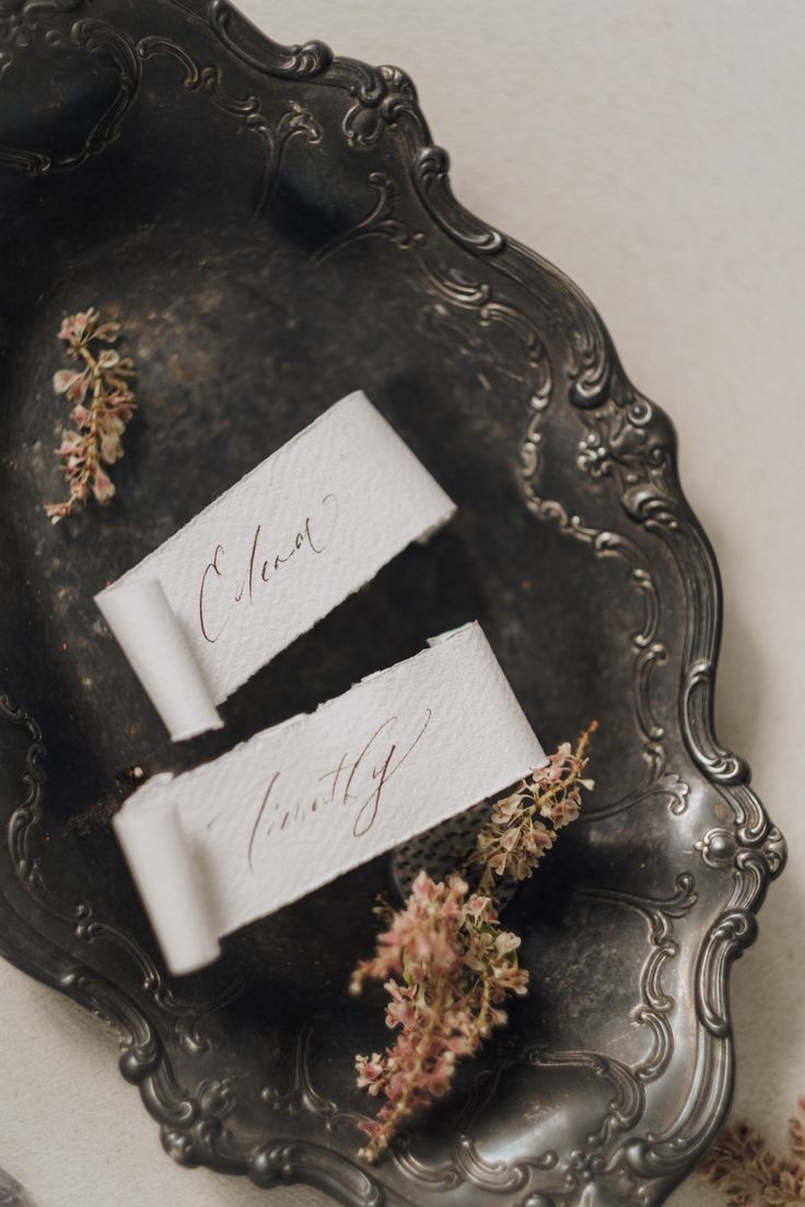 Scroll Place Cards